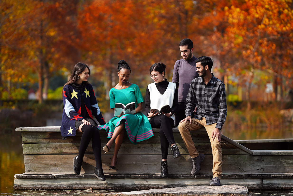 郑州大学发布2022年美术类专业招生简章，附2021年录取分数线