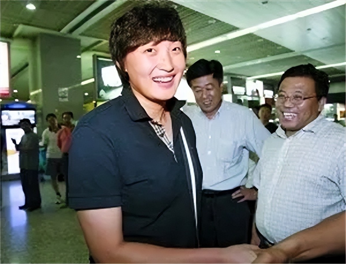 女排杨昊个人资料简介(中国女排黄金队员杨昊,经历马拉松式恋爱长跑