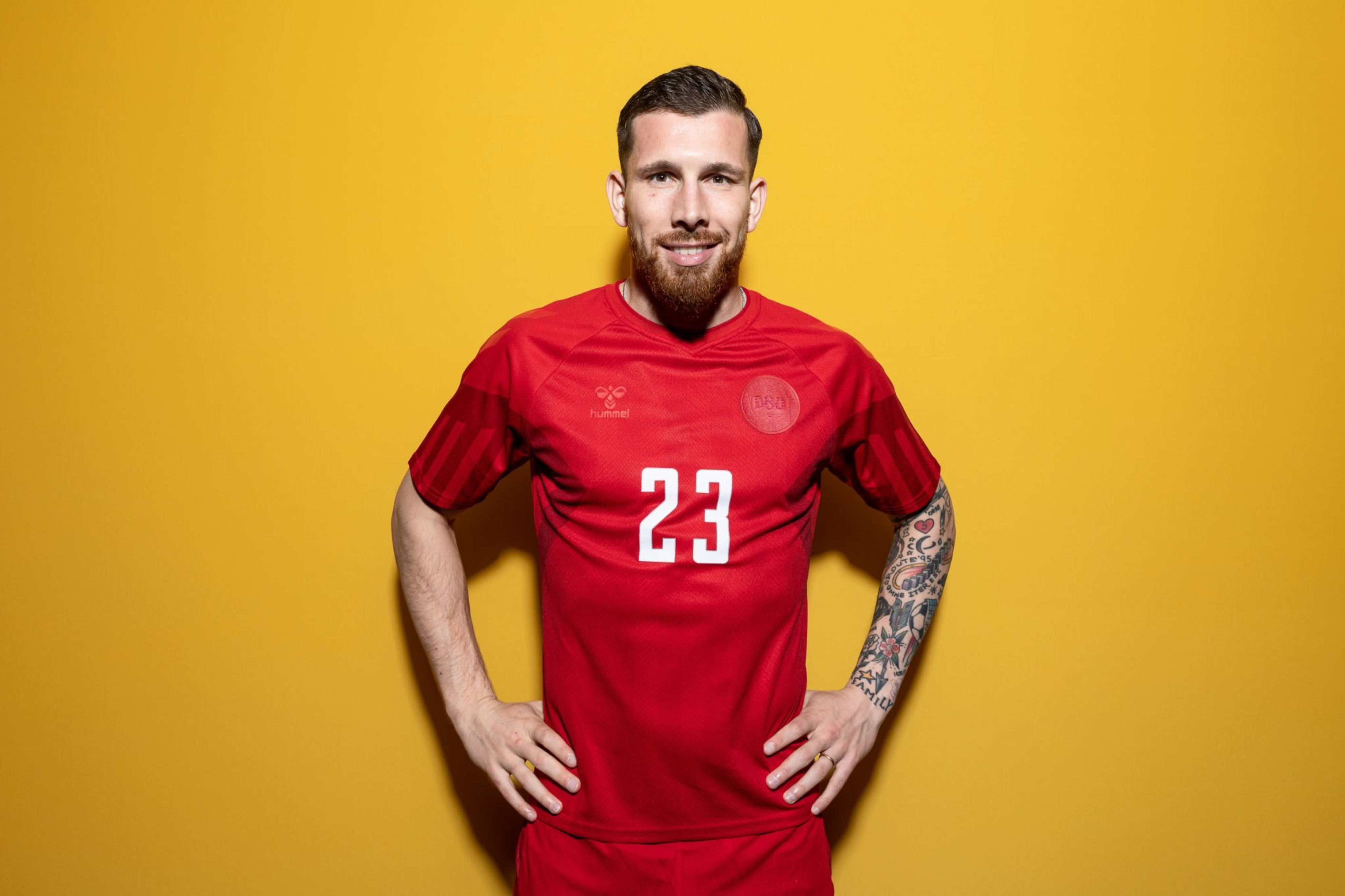 摩洛哥世界杯西装照（盘点世界杯各国球员帅照，哪支队伍的穿搭风格你更钟意？）