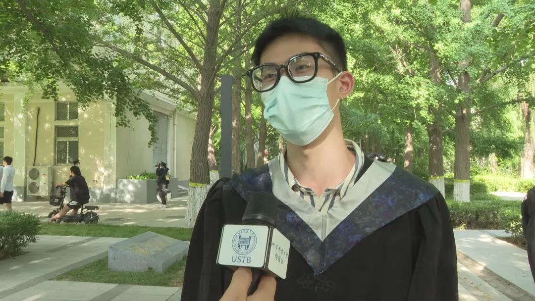 谢谢你们，亲爱的导师们！