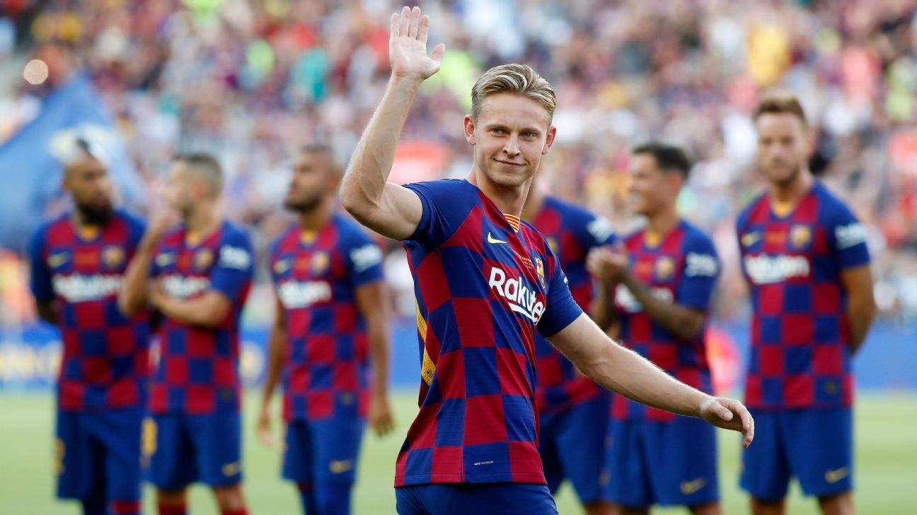 德容加盟巴萨最新消息(巴萨为何非要送走德容?