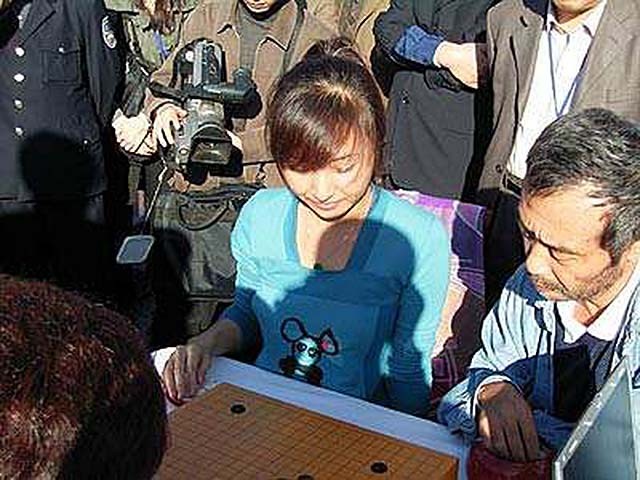 孟昭玉西安围棋协会(围棋第一美女唐莉，曾与师傅聂卫平传绯闻，低调成婚嫁地产老总)