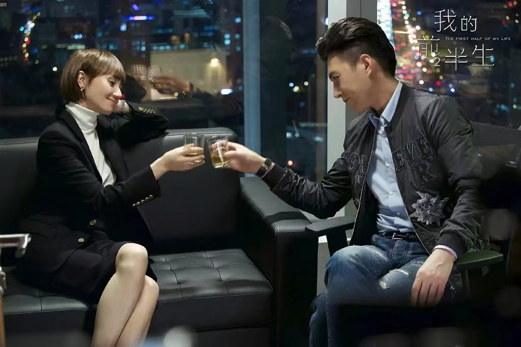 三看《我的前半生》发现贺涵不爱唐晶的隐情,因为太完美