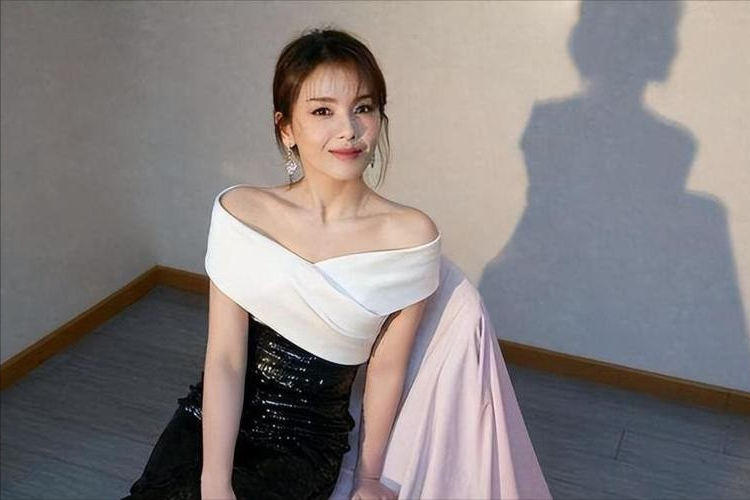 刘涛被曝黑历史,某女星公开指责:她技术很好,为上位不择手段!