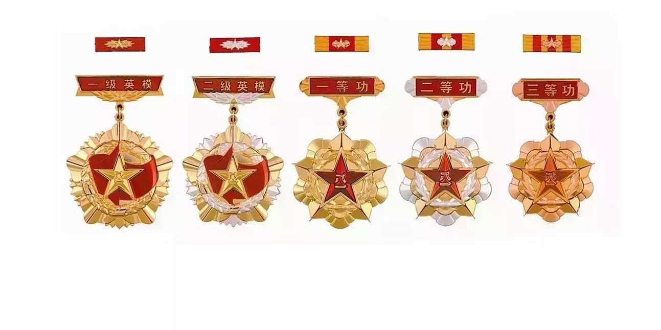 ��ž�սʱ������ϵ��䶯������2��ѫ��3���ƺţ�ս����Ϊ�ؼ���