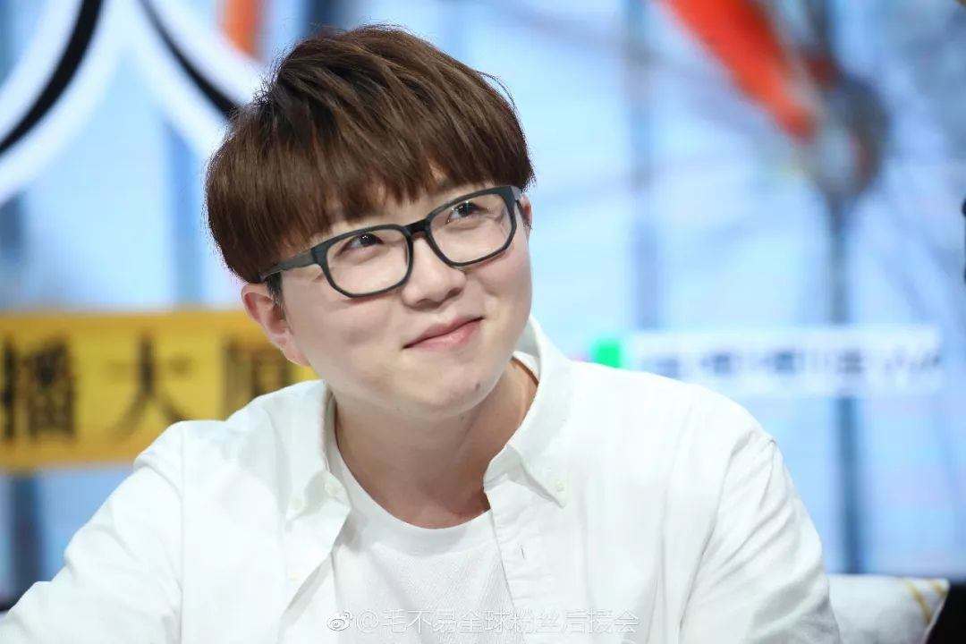 从男护士到好歌手，母亲离开10年以后，毛不易终于可以让她放心了