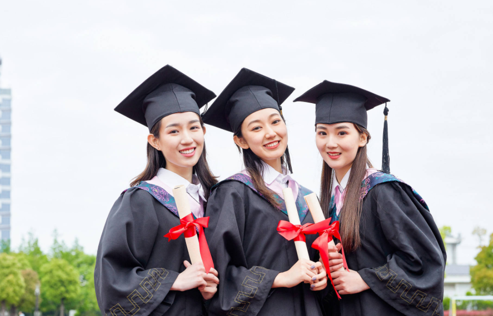 考上大学之后，才知道本科和专科的差距，学生可别后悔