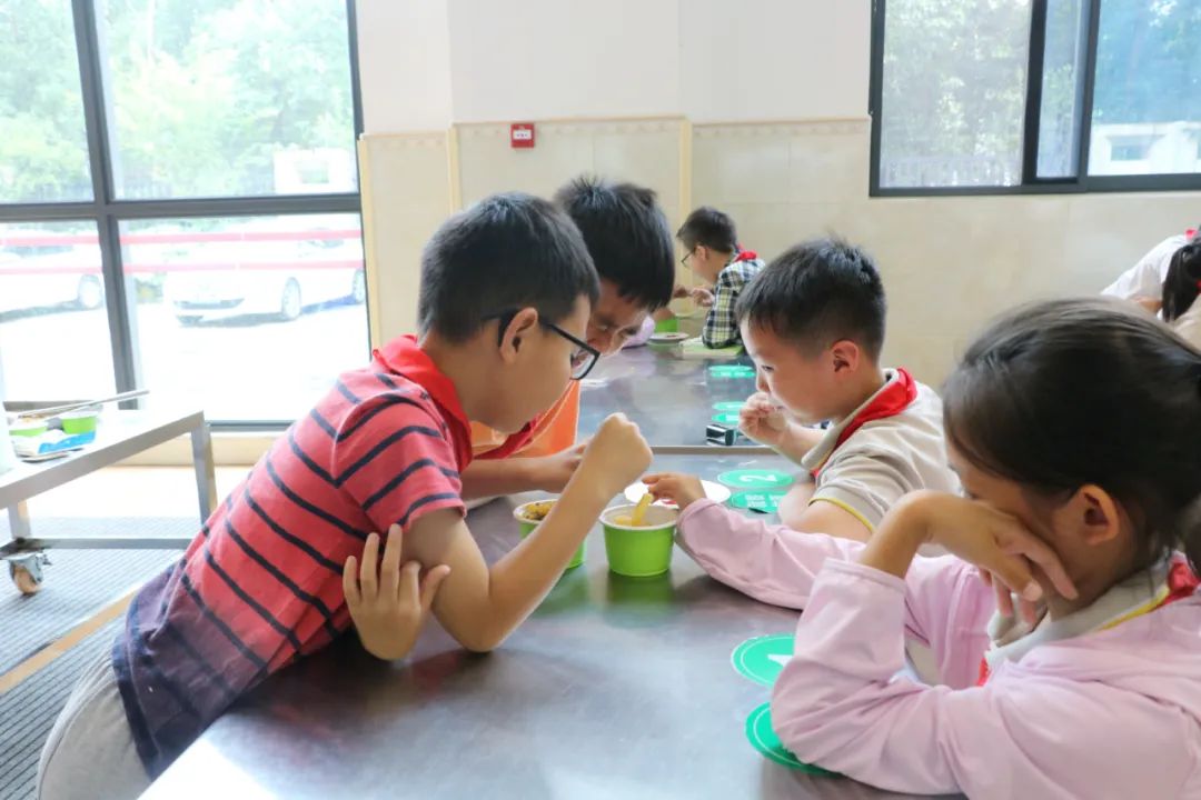 劳动之底色 幸福之源泉｜记双流区实验小学外国语学校劳动系列课程