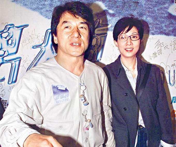 8位过气女明星窘况：卑微求工作，变脸被群嘲，徒留尴尬与心酸