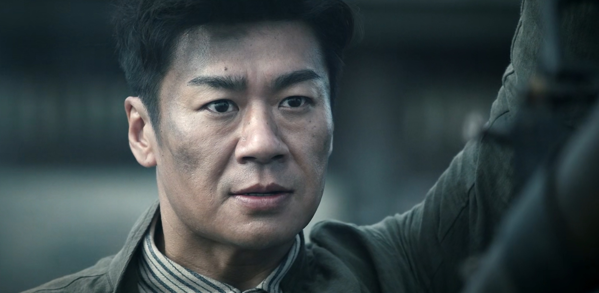 《虎胆巍城》收视破2,没想到,"特种兵"徐佳又打了一手好牌