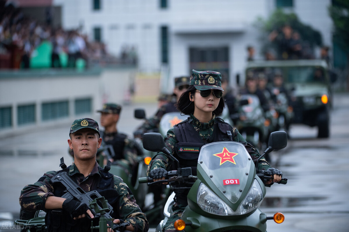 大学生当兵几年（女儿本科应届毕业）