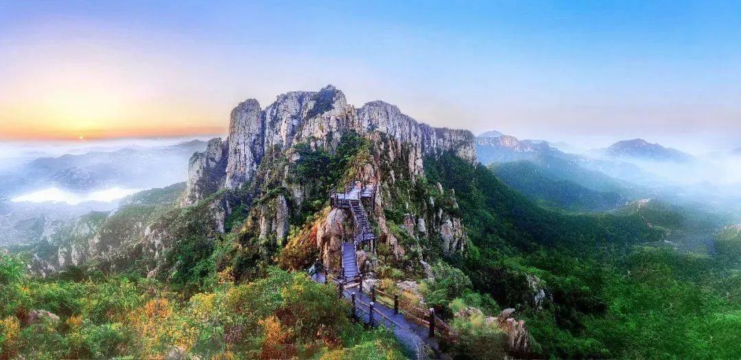 春天，去烟台蓬莱阁等十一大旅游景点会让你留恋往返，目不暇接