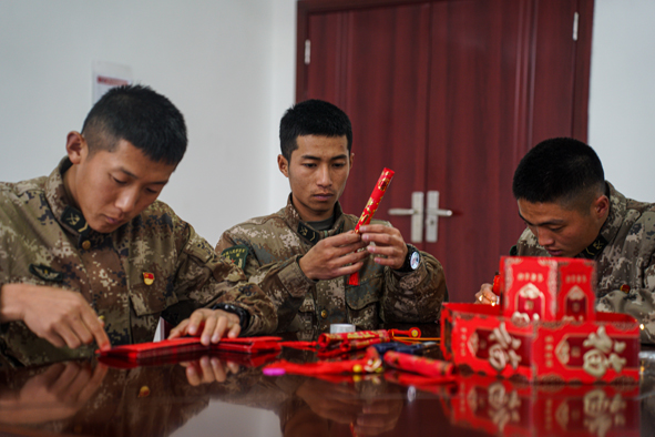 南部战区某旅：快来围观兵哥哥们的新年祝福