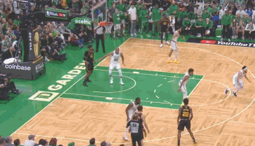 采访nba的媒体有哪些(NBA早报：美媒对比杜库数据，绿军又使盘外招，G4裁判报告出炉)