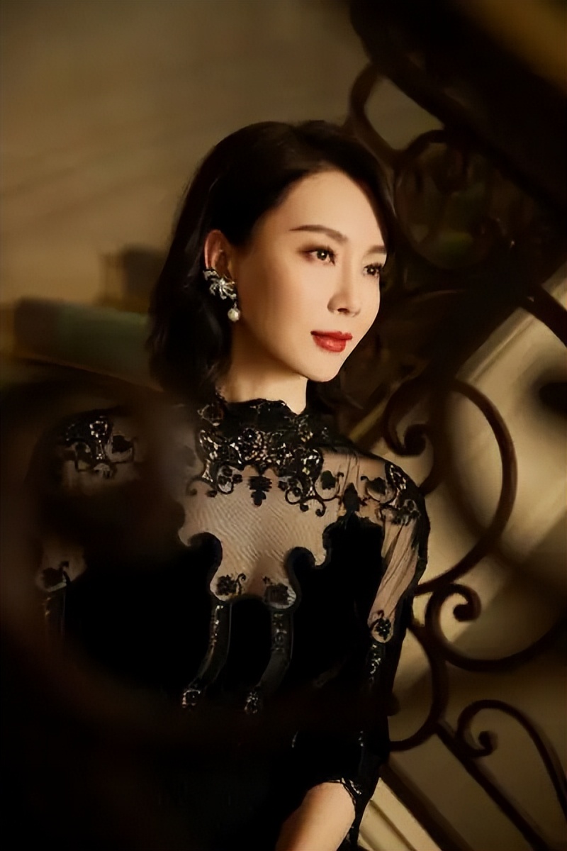 这6个中年女星年轻时美得各有特色如今脸肿得猝不及防 观众傻眼