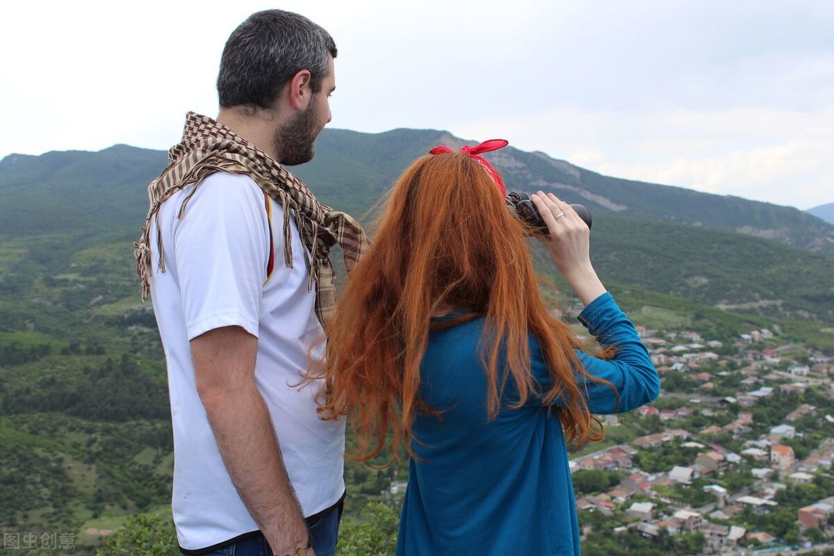 小可爱是什么意思（女人如果对你用这些称呼，说明是真心喜欢你）