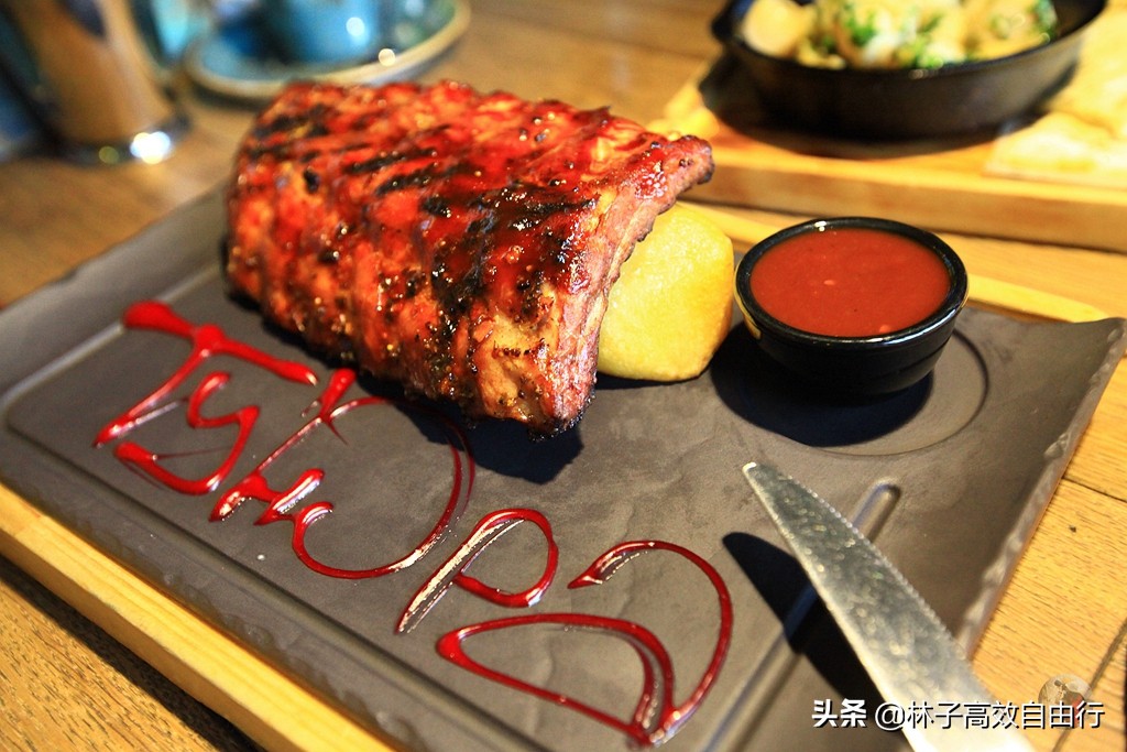 一个在俄罗斯追光成功的游客告诉你：除去运气，追极光其实并不难