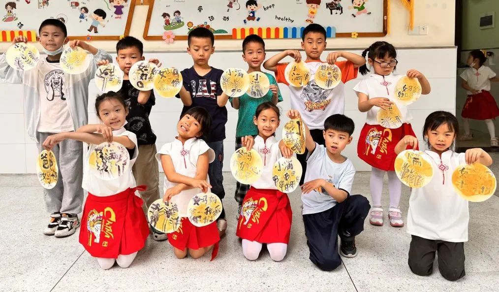 成都高新区朝阳小学深入开展二十四节气之小满有关活动