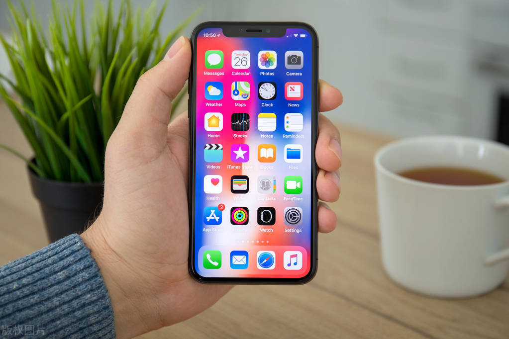 iPhone如何设置24小时制时间及正确查看电池健康