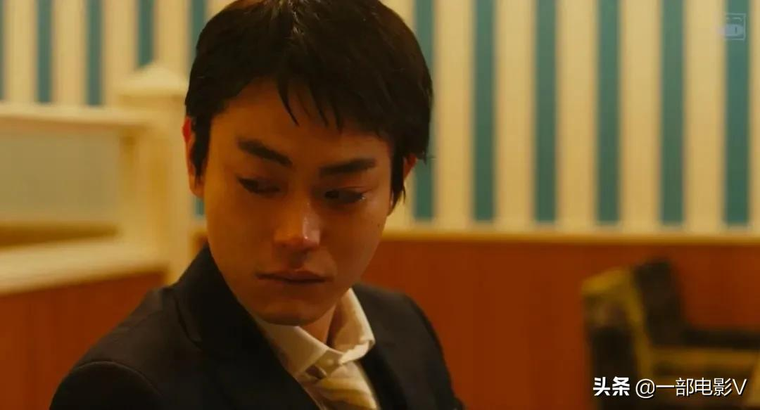 评分8.7，残酷又真实的日本虐心文艺片《花束般的恋爱》
