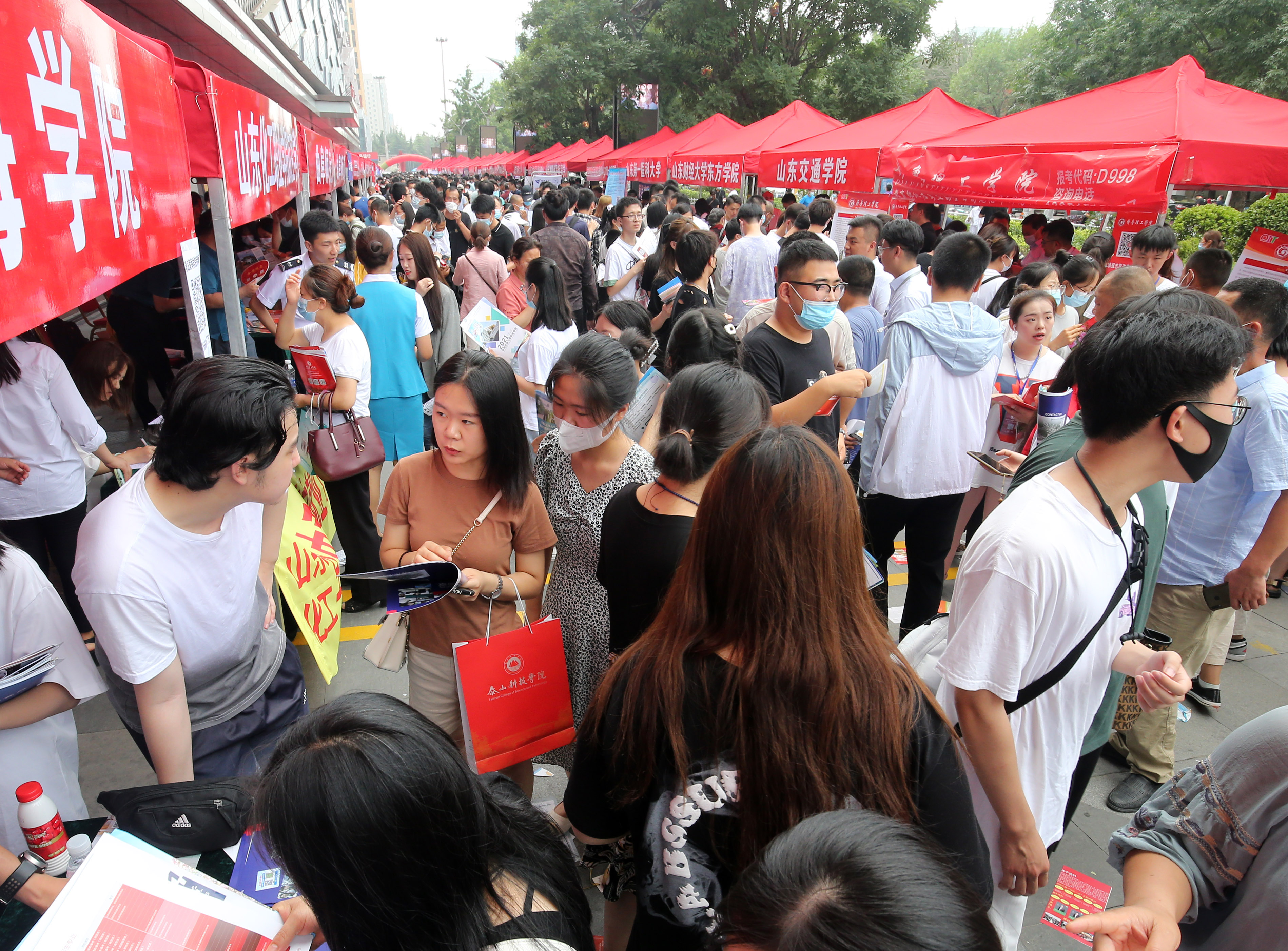 2022年山東濰坊高考招生咨詢會(huì)將于6月26日在濰坊萬(wàn)達(dá)廣場(chǎng)舉行