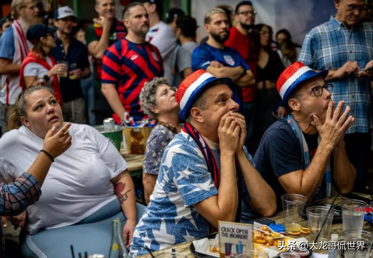 为什么美国人没有进世界杯（美国队输球被淘汰，拜登赛前送毒奶：你们让美国人感到骄傲）