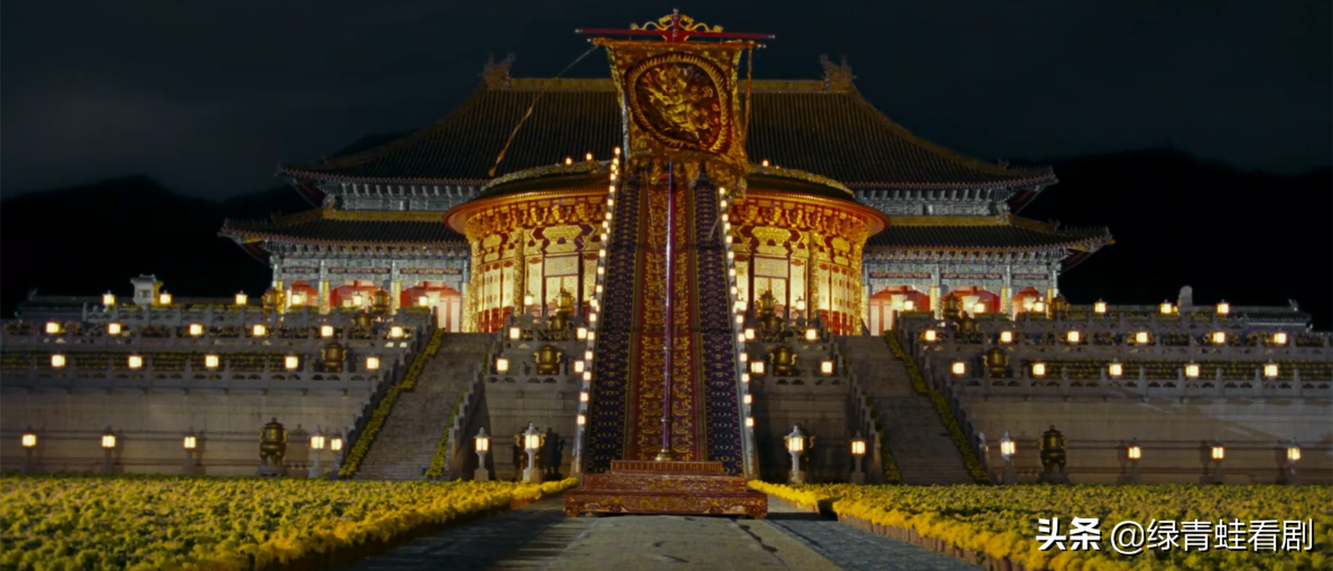 张艺谋斥资3.6亿，为打造巩俐女皇梦，周杰伦成最惨工具人