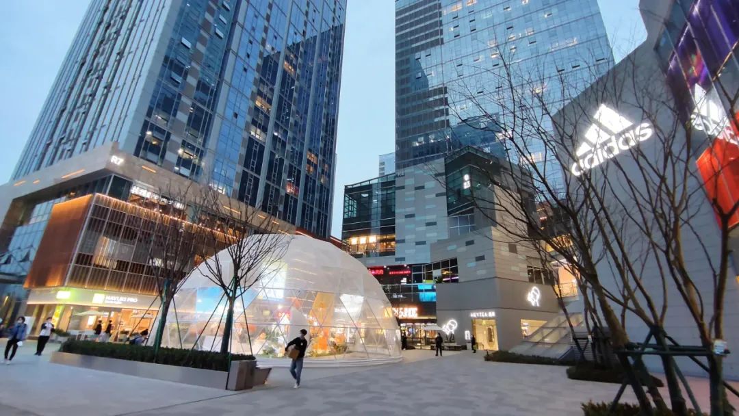 设计见闻｜颜值型店面设计之莱安中心万象天地篇