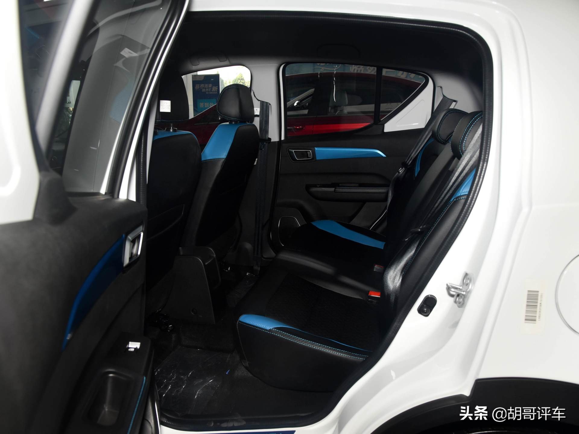 务实型代步车，用车成本低，买菜接娃都好用，实拍北汽新能源EC3
