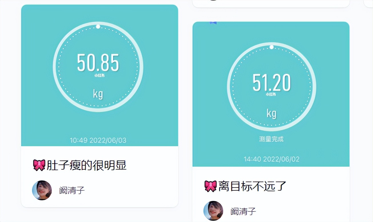 阚清子素颜现身小吃摊，手拿食物路边大口吞咽，手上一个包值23万