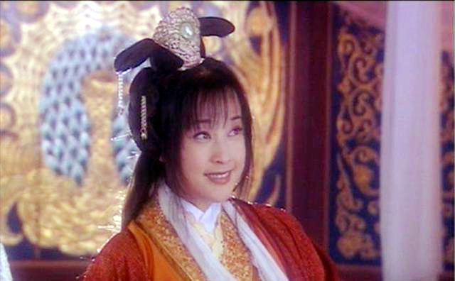 刘晓庆的妹妹刘晓红：我看到了姐姐的脆弱和心痛，含泪送姐姐出嫁