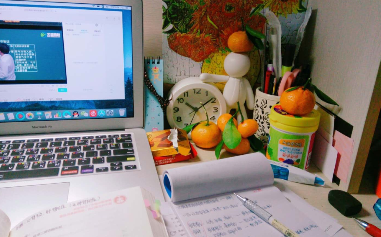 多所高校公布22年研究生报考人数，江西农大增幅超80％，太难了