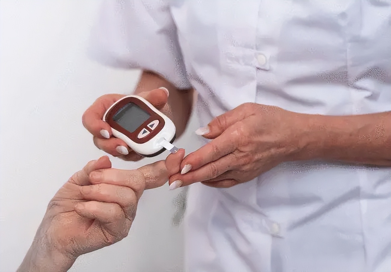 水果是飯前吃還是飯後吃？ 寒性水果加熱後能吃嗎？ 聽聽醫生怎麼說