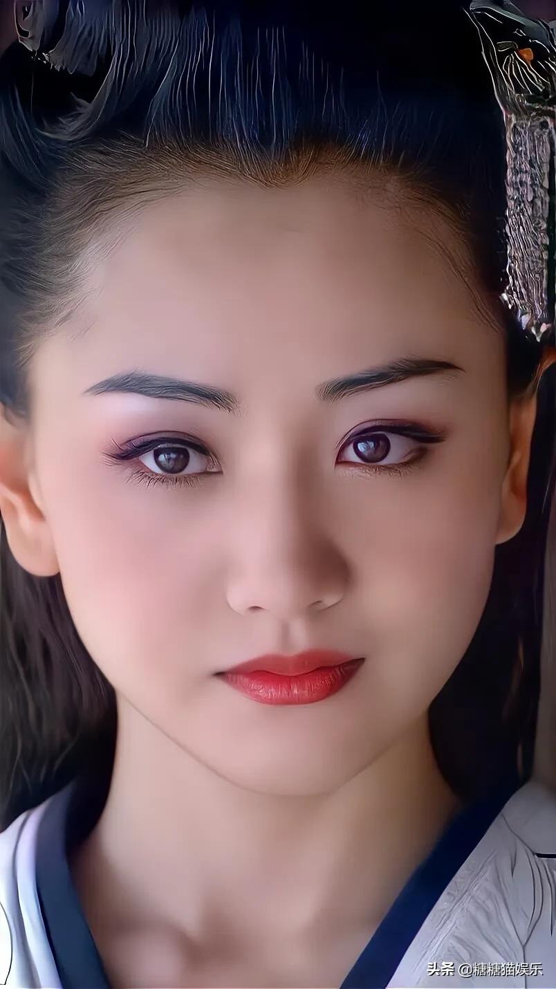 当杨颖遇到杨蓉时，两大女神谁更美一筹？