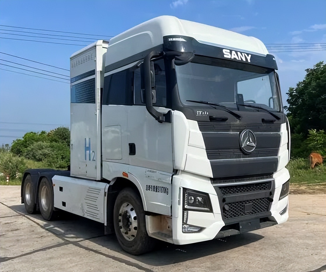 8款氢燃料牵引车“扎堆”亮相!涵盖解放、宇通、三一、乘龙多品牌