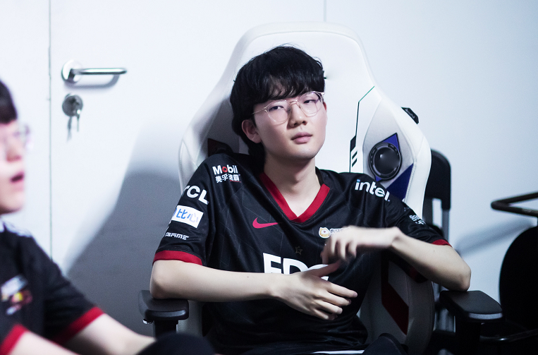 电竞选手宁王（怪不得宁王这么针对viper？网友扒出多年前采访，宁王太记仇了）