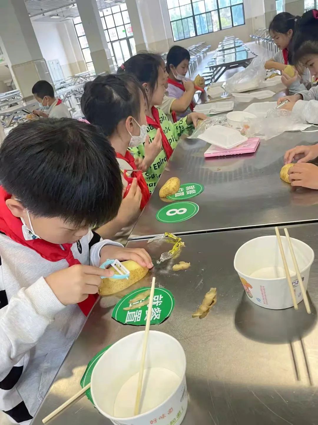 劳动之底色 幸福之源泉｜记双流区实验小学外国语学校劳动系列课程