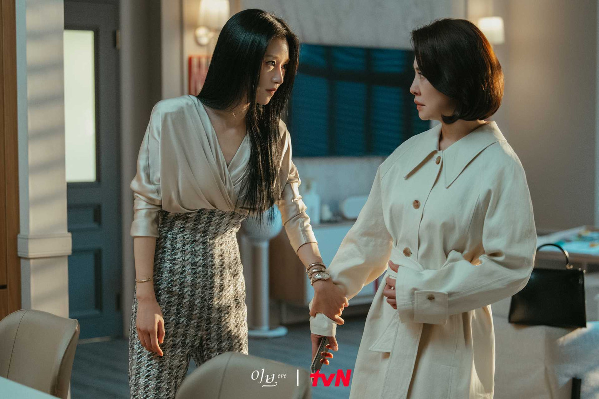 近期热播韩剧话题度出炉：《医法刑事》第八，《魔咒的恋人》前五