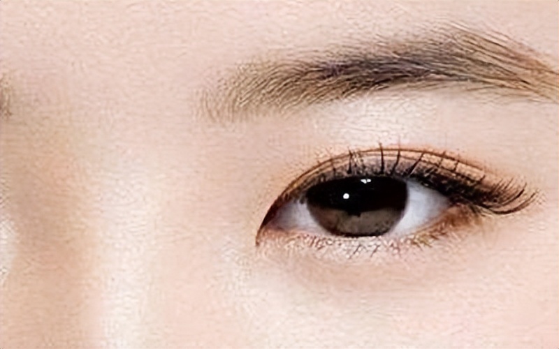 杨幂灵动,张曼玉妩媚,这10位"狐狸眼"女星谁最美?