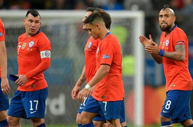 人才断层的智利队：1米71老将踢中后卫，国家队极可能无缘世界杯