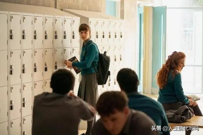 《正常人》：比起爱情，我更相信这是关于成长的故事