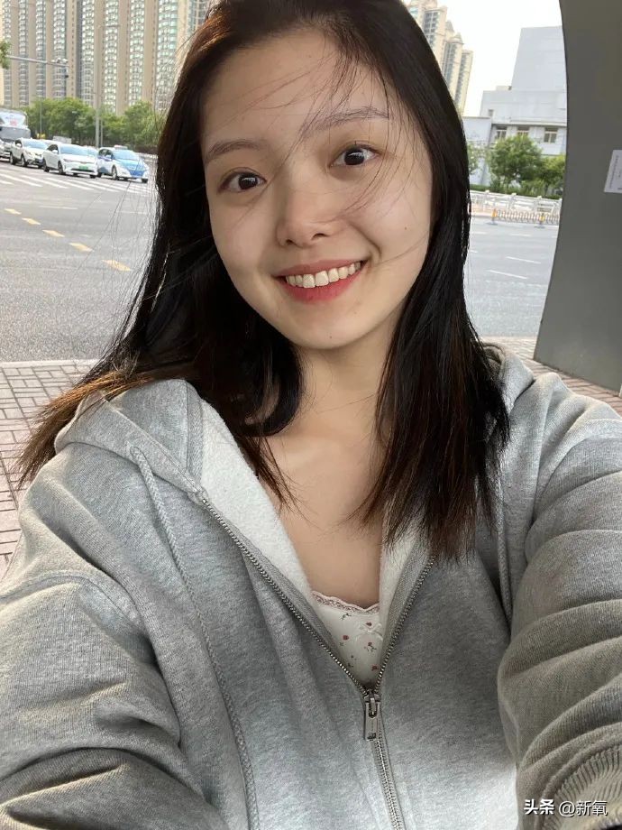 大学美女校花照片,韩红当年大学校花照片-友友