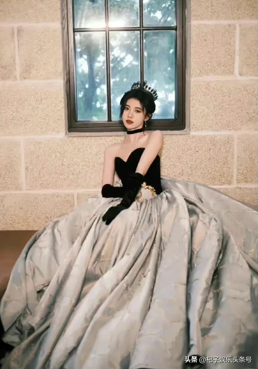 孟子义赫本造型来袭，对比鞠婧祎、钟楚曦的赫本造型，差别出来了