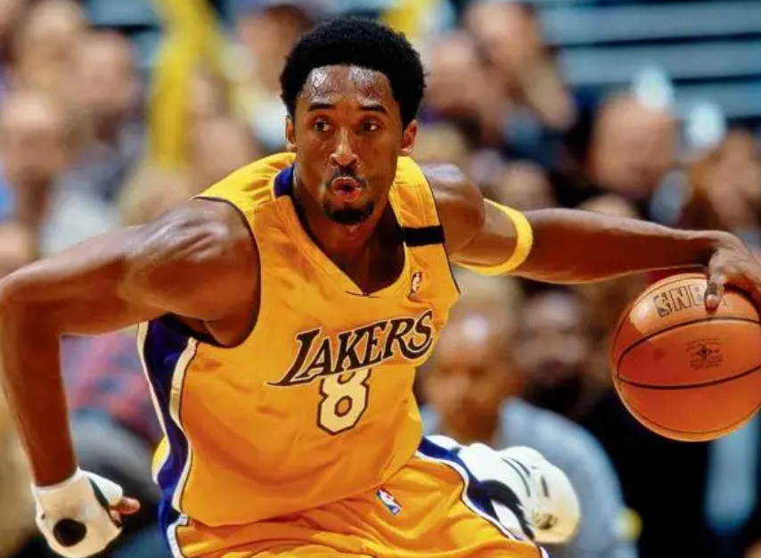 20年湖人队数据(科比一人一城20年,他的数据在湖人队史有多恐怖?