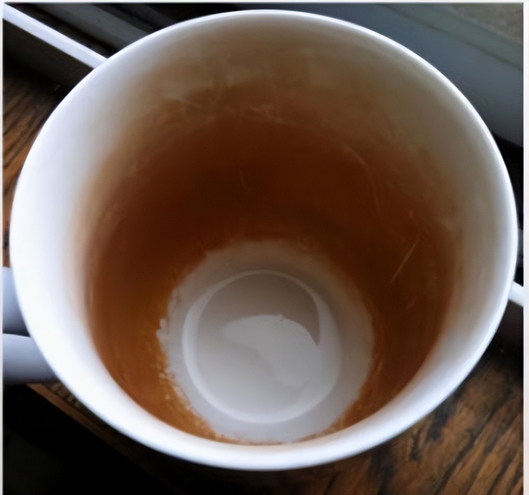 洗茶杯茶渍用什么方法最佳（清理茶壶茶垢什么方法最有效）-大连信息网