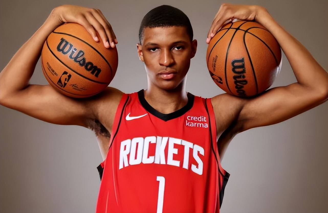 nba火箭队成员是哪些人（火箭官宣签约达成，20人大名单公布，谁是球队老大一目了然）