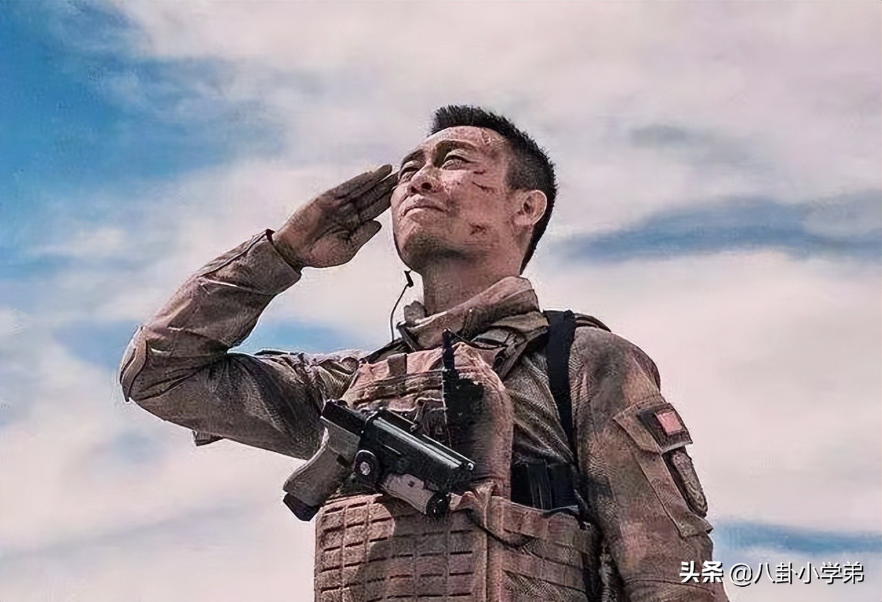 油头粉面、气质不硬就别演军人了，这8位男星告诉你，什么是硬汉