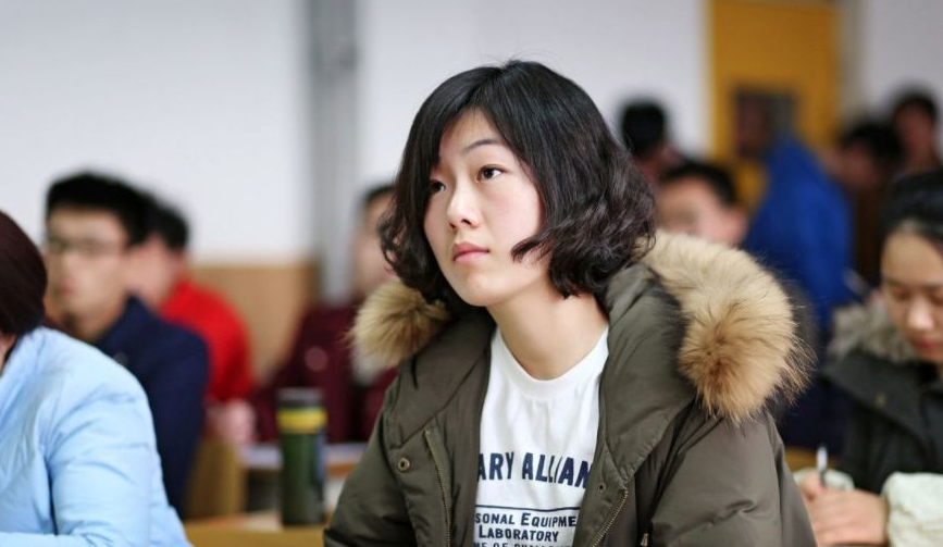 同班毕业生前途却迥然不同，辅导员说出实情，差距入学时就已体现