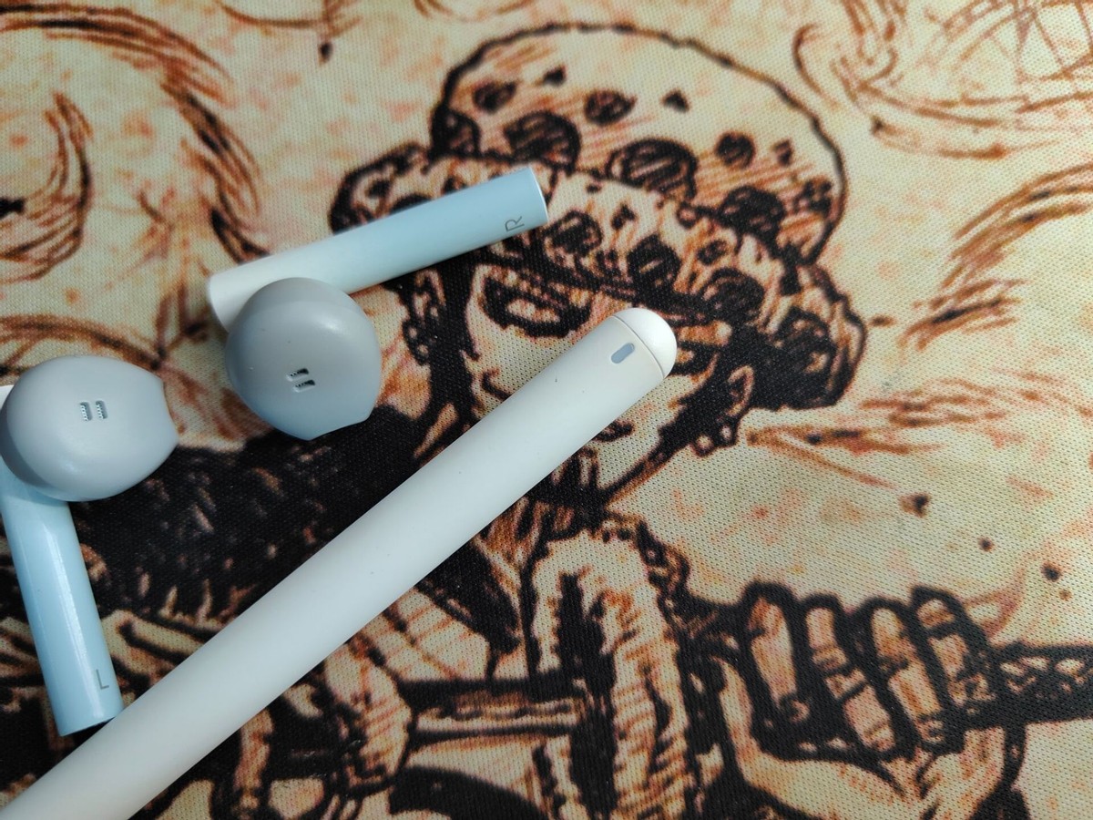 买不起Apple Pencil，可以给iPad mini6配它，使用高度贴合