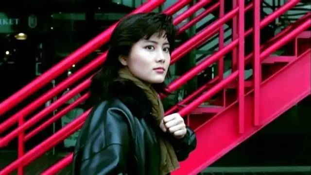 香港影坛红极一时10位女打星，4位是外籍明星，如今生存现状迥异